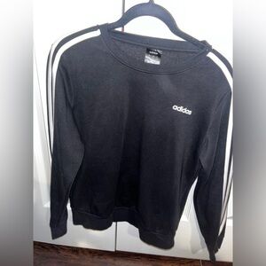 Adidas Women’s Size M crewneck in black 🖤